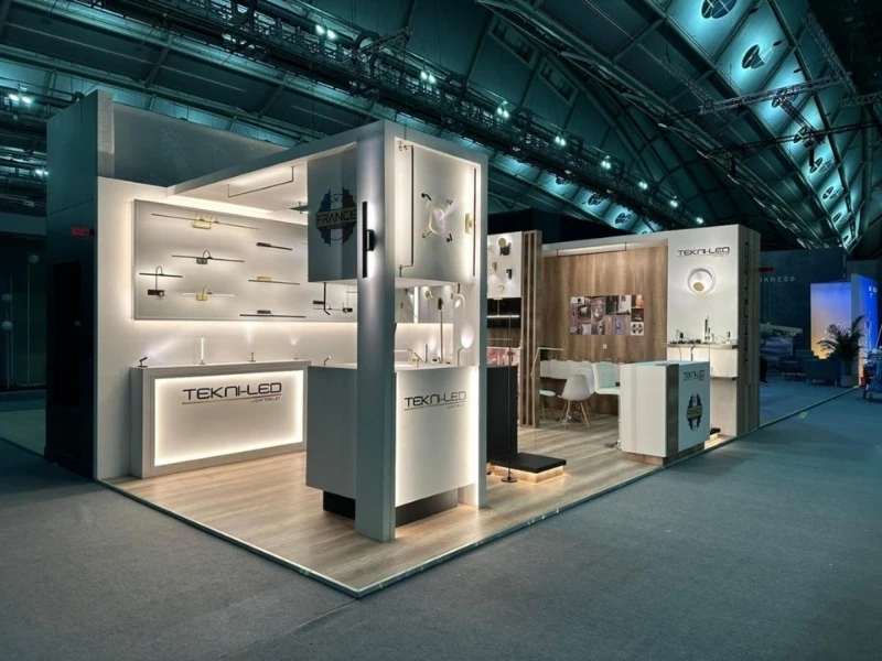 custom exhibition stand builder